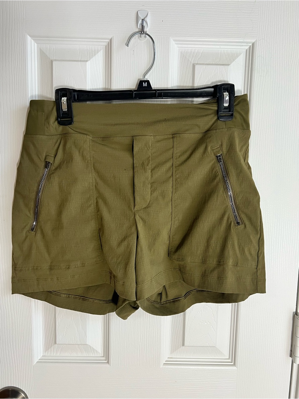 Athleta Olive Green Trekkie North Mid-rise shorts